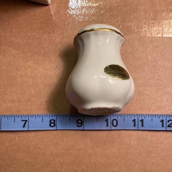 New Vintage Crown S&P Shakers 18kt 1984 - Picture 7 of 10